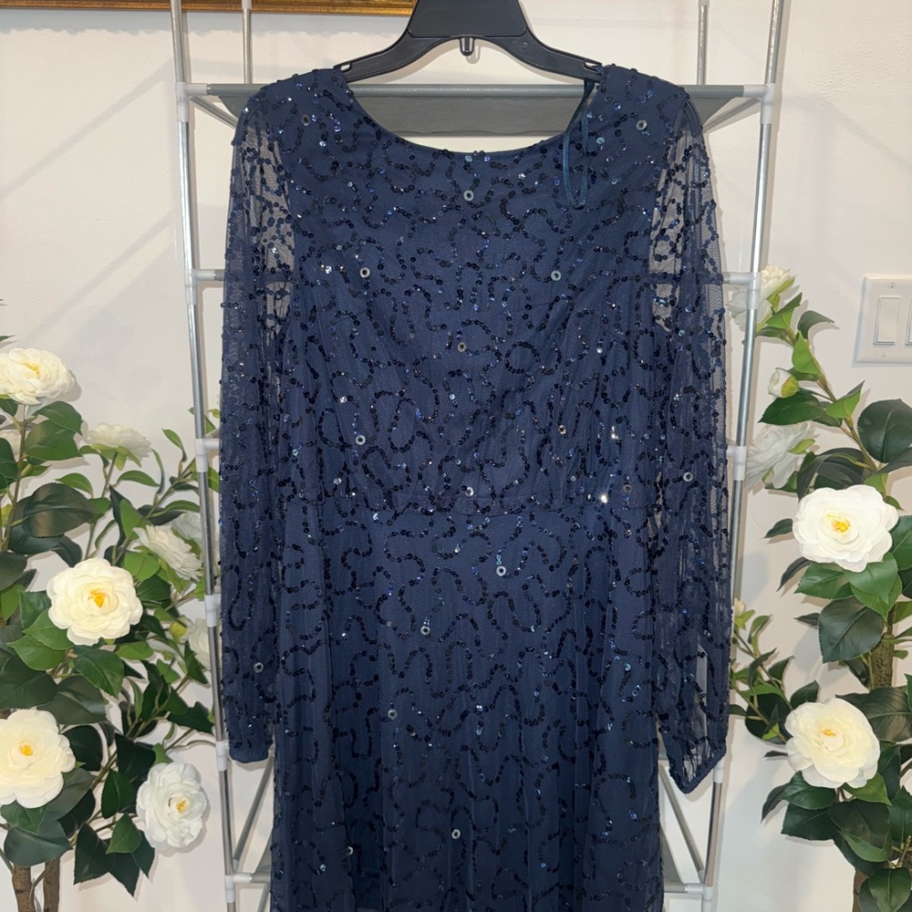 Elegant Navy Blue Sequin Dress